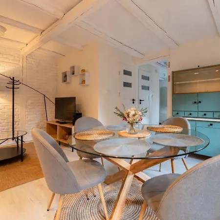 Sudety Loft 아파트 *